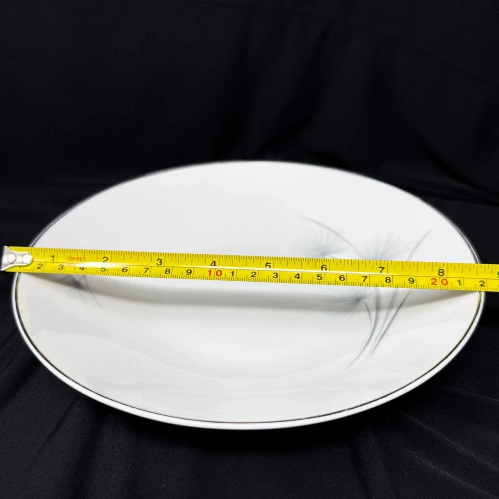 Hutschenreuther Caribe Thistle Soup Coupe Bowls 8.5